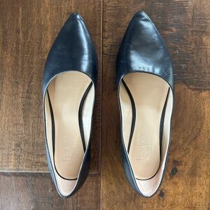 Franco Sarto bkack leather pointed toe flats, size 7